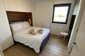 Apartment for 2 Easy access and great views!